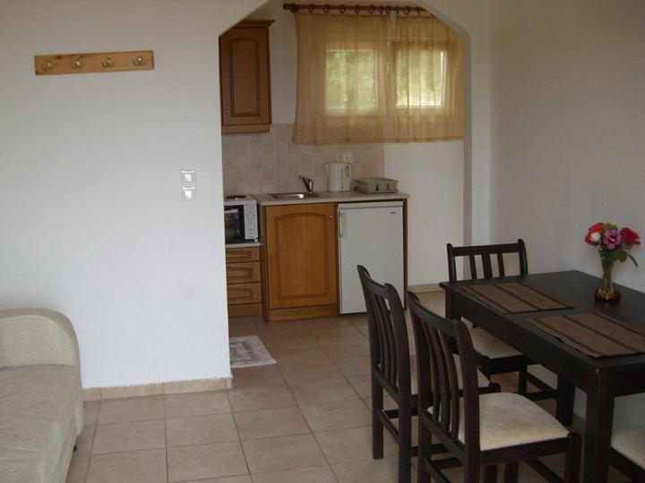 Anatoli Apartments Agios Stefanos Avliotes  Luaran gambar